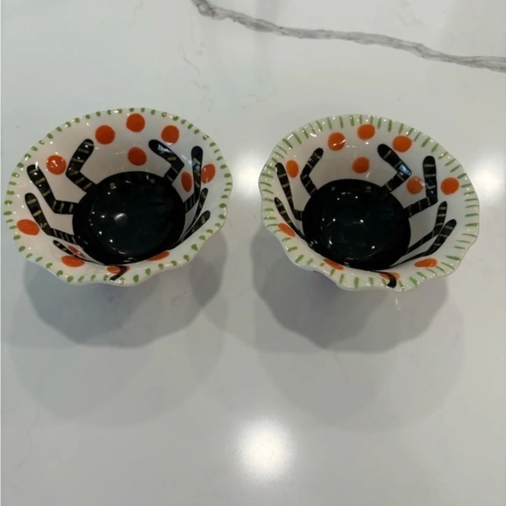 Set of 2 adorable‎ Halloween spider candy dishes